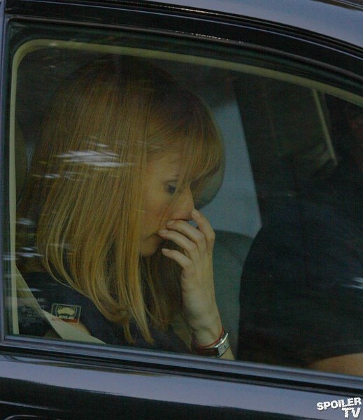 2010_iron_man_2_002a.jpg - GWYNETH PALTROW am Set von `Iron Man 2´ in Kalifornien / .4-6-09 .Gwyneth Paltrow filming the new movie Iron Man 2 in Pasadena California just outside of Los Angeles Gwyneth has new red hair for the film ...AbilityFilms@yahoo.com.805-427-3519.www.AbilityFilms.com